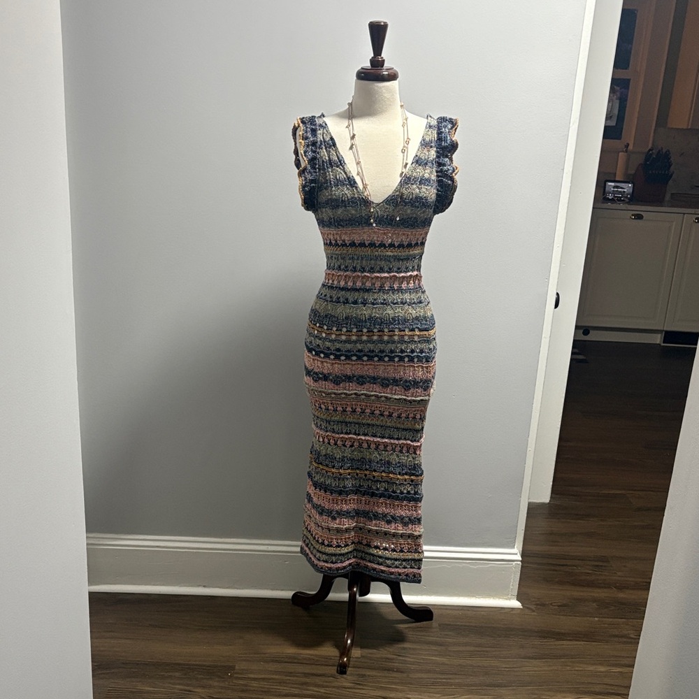 Zara Crochet Midi Dress Size Small 😎3 for $25